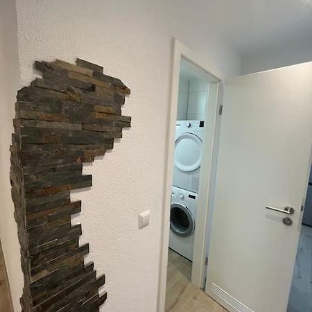 Familienwohnung Neben Dem See,Messe Und Europapark Оффенбург Экстерьер фото